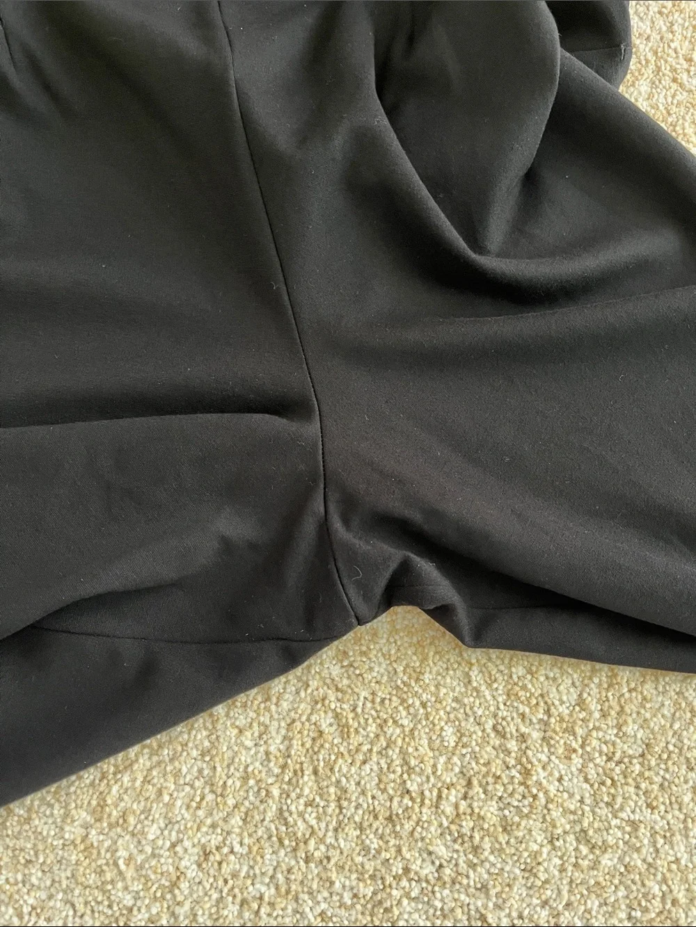 Vince Camuto size L black stretchy pants
